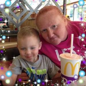 Meet your Posher, Lila